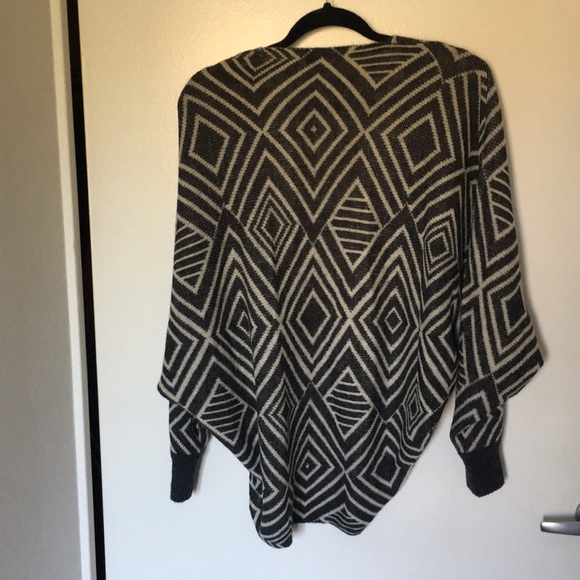 Patterned Sweater - Picture 2 of 2